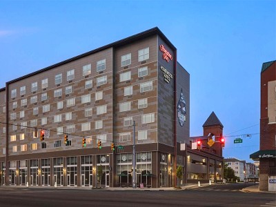 Hampton Inn